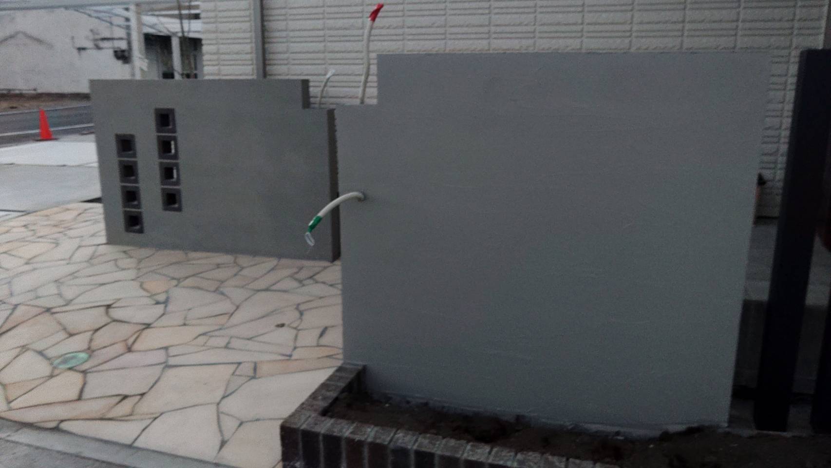 MN邸 門塀のジョリパット塗り | ローコストで大満足の仕上がり！群馬県でエクステリア・外構ならガーデンデザインAoki